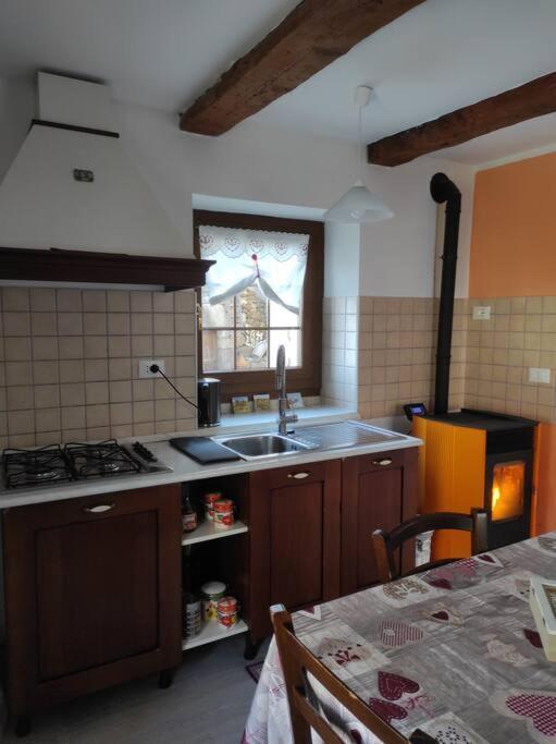 Alpe Basciumo Casa Del Cios Calda E Intima Casetta Immersa Nel Verde Delle Montagne מראה חיצוני תמונה