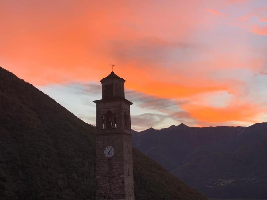 Alpe Basciumo Casa Del Cios Calda E Intima Casetta Immersa Nel Verde Delle Montagne מראה חיצוני תמונה